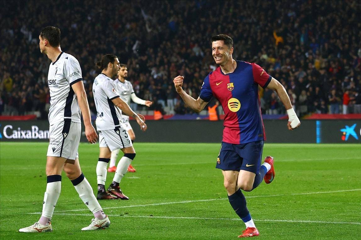 关于莱万多夫斯基连续三场比赛得分超过刷新纪录，中国队不断突破！的信息-开云