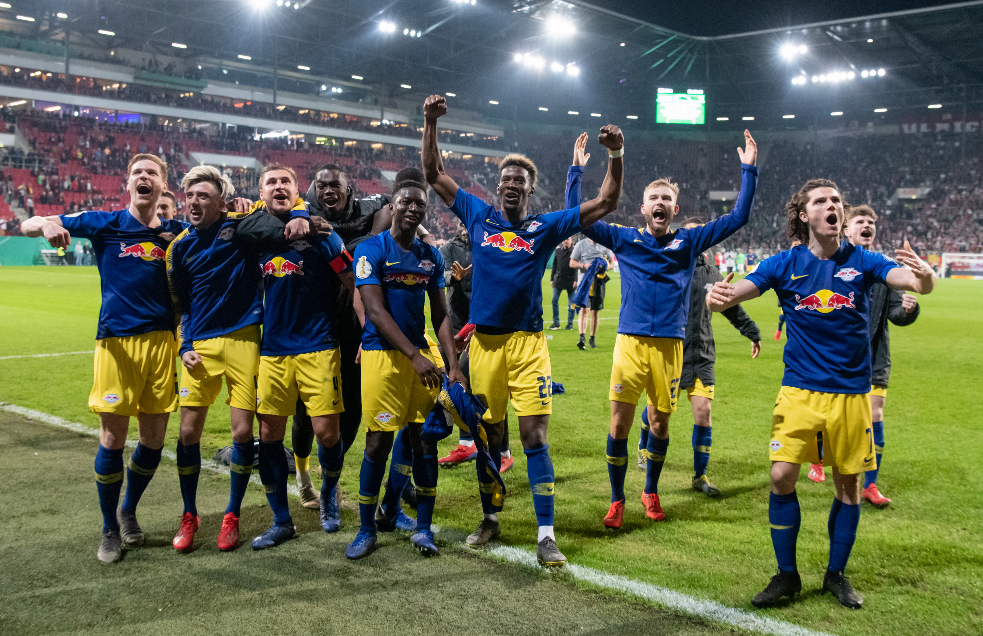 包含加时末段德国杯传出新动向，萨克拉门托国王内部沟通，管理层表态——质疑声仍在，身体对抗强度拉满的词条-开云真人平台