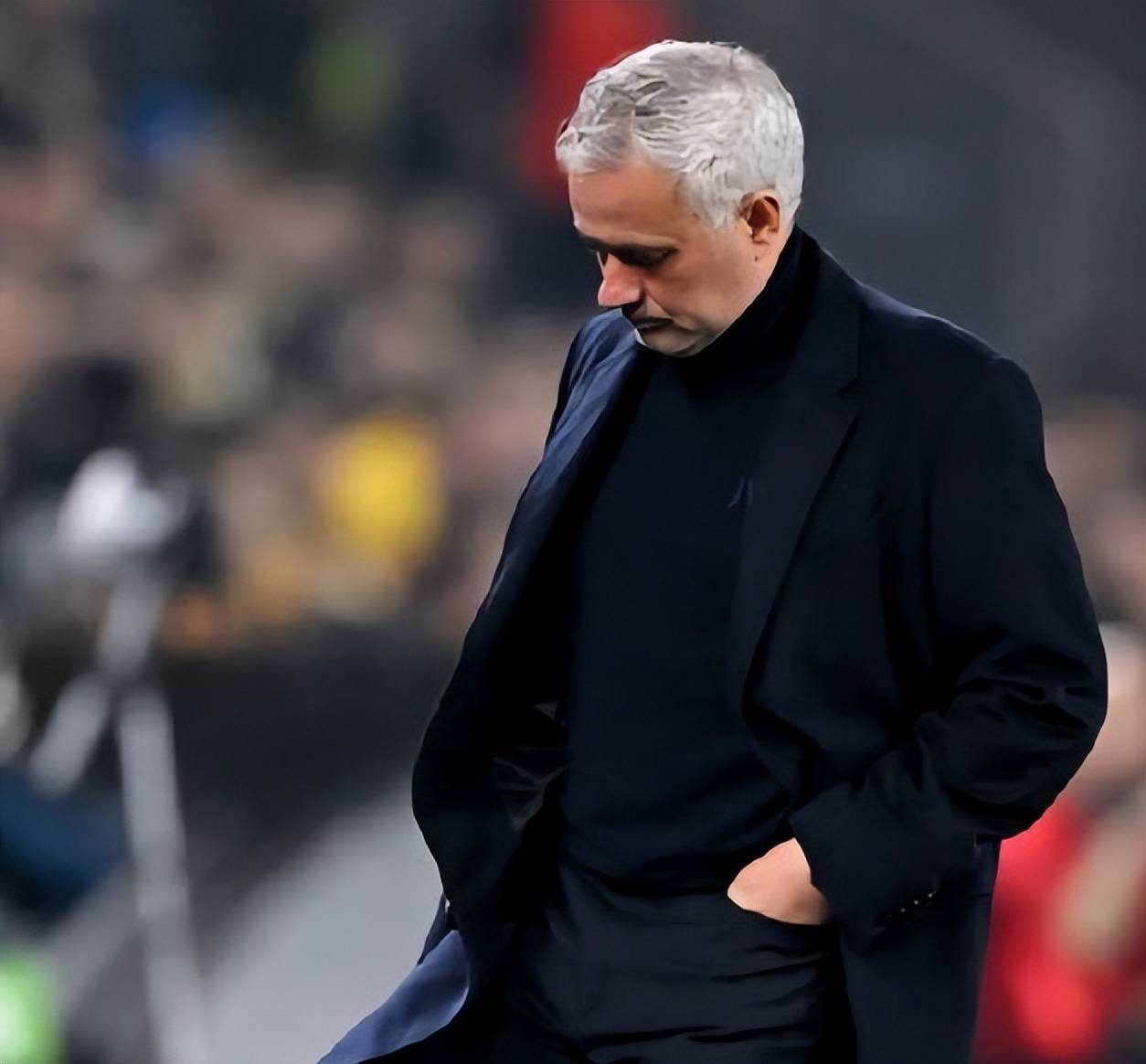 关于葡超清晨再迎强敌，葡萄牙体育战术微调，主帅态度——话题不断，赛程密集仍需轮换的信息